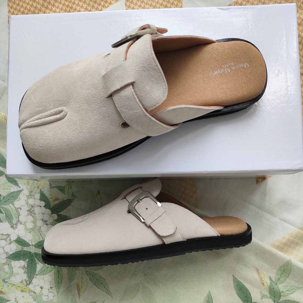 Maison Martin Margiela Cream Suede Buckle Slip-On Mules